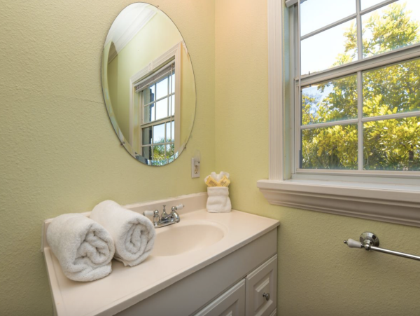 Luxury Anna Maria 3 Bedroom Vacation Home! 2 Master Bedrooms